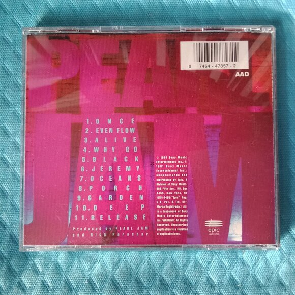 Pearl Jam CD - Picture 3 of 7